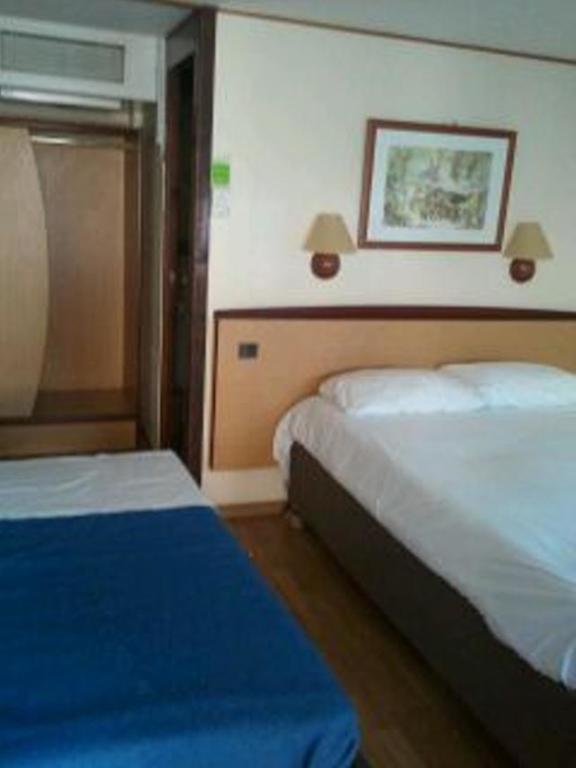Campanile Bordeaux Ouest - Le Bouscat Exterior foto